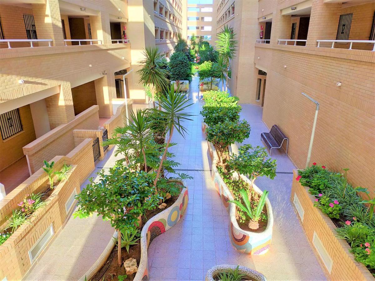 ACV - Neptuno-2ª Linea Planta 6 Norte Oropesa del Mar Exterior foto